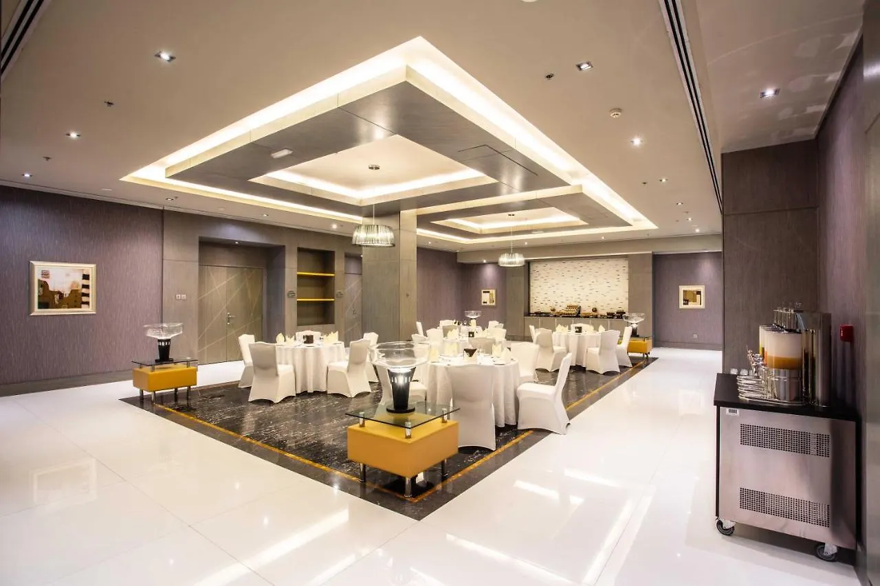 Time Grand Plaza Hotel, Dubai Airport Hotel