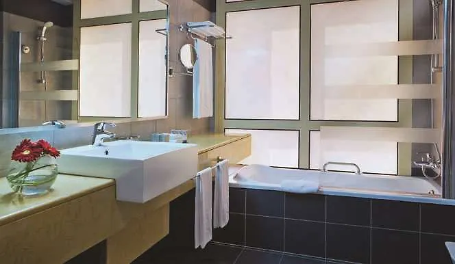 Hotel Time Grand Plaza Hotel, Dubai Airport