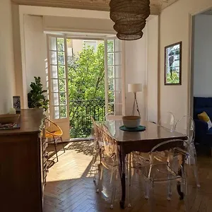  Apartment Amazing 2-bedroom In Near The France